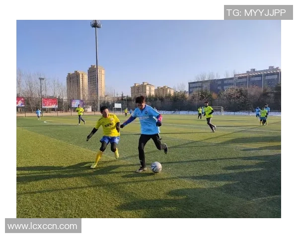 赣州小球星足球队展现青春风采推动当地足球文化发展