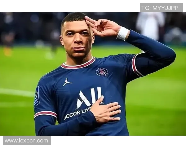 足球传奇谢幕时刻回顾 球星告别赛与最后荣光的辉煌瞬间